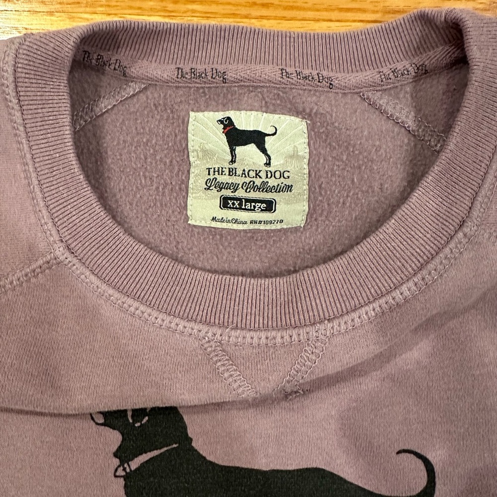 Black Dog Crewneck